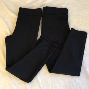 2 Pair Aerie Chill leggings 1-L, 1-XL